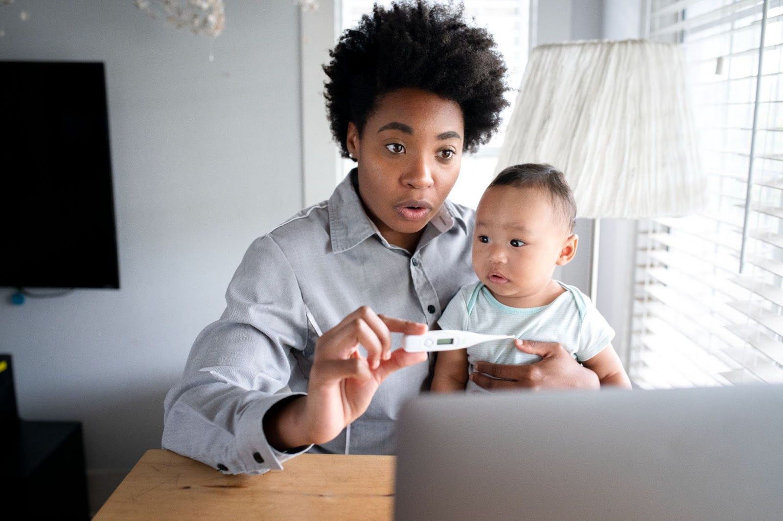 how-to-dress-a-baby-with-fever-at-night-don-t-get-panic