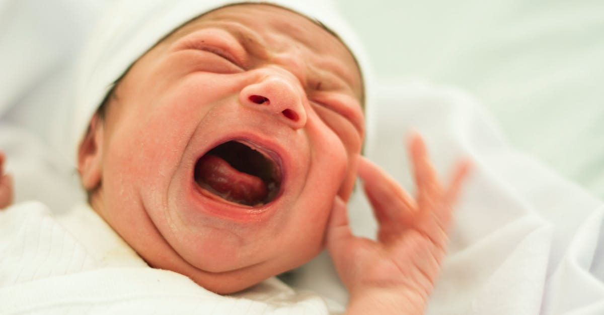 What Causes Babies To Cry When They Are Born